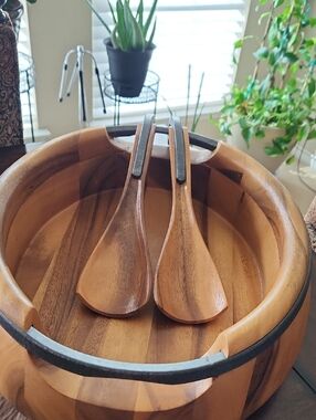 Wooden Salad Bowl with Serving Spoons - Natural Brown